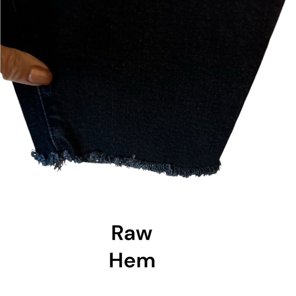 ❤️* OLD NAVY BLACK DISTRESSED JEANS SECRET SLIMMING PANEL   SIZE: 16 - Picture 5 of 8